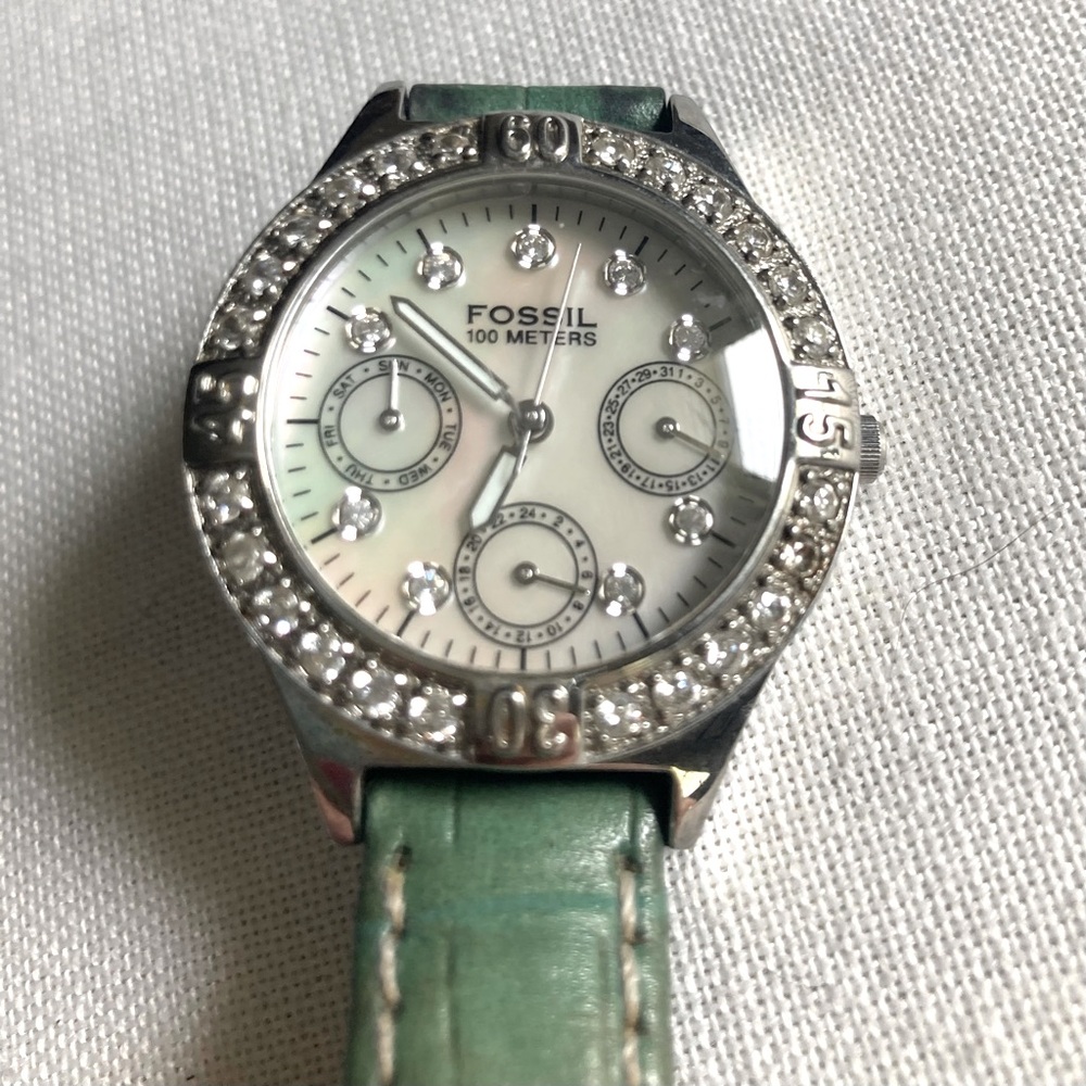 Fossil Vintage Chronograph Watch Mother Of Pearl Iridescent Face NEW BATTERY